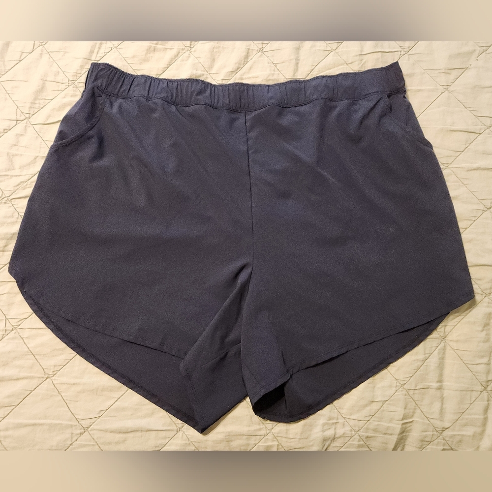 Torrid Womens Size 4 Black Athletic Shorts